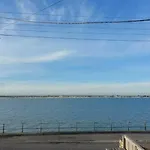 Stunning Unique & Elegantly Refurbed Seafront 2Bd