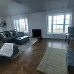 Stunning Unique & Elegantly Refurbed Seafront 2Bd