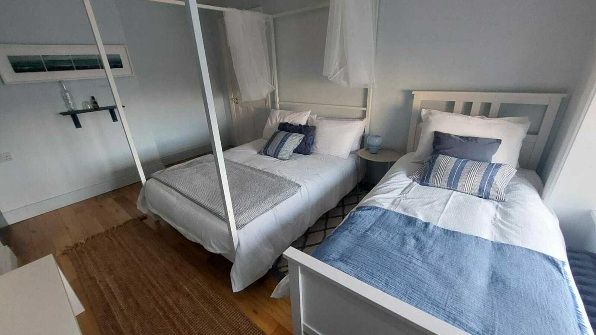Holiday home Stunning Unique & Elegantly Refurbed Seafront 2bd Dublin
